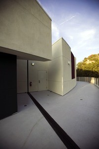 Carlson Family Theater, Viewpoint School, Calabasas, Calif., 2006