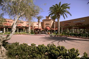 Quail Hill Shopping Center, Irvine, Calif., 2005