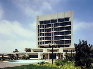 Inglewood City Hall, Calif., 1976