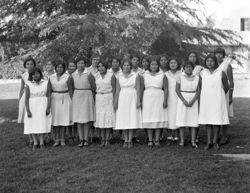 Group portrait of students with faculty members