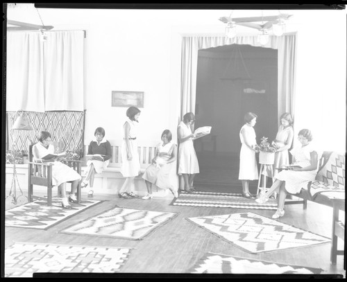 Students relaxing in sitting room