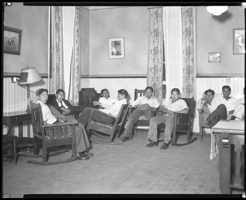 Students relaxing in sitting room