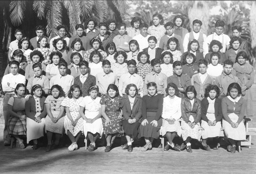 Group portrait of students on Sherman campus