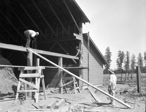 Students repair barn