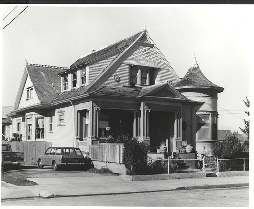 62 Capitol , Salinas, CA, LH#202© 1979 Billy Emery