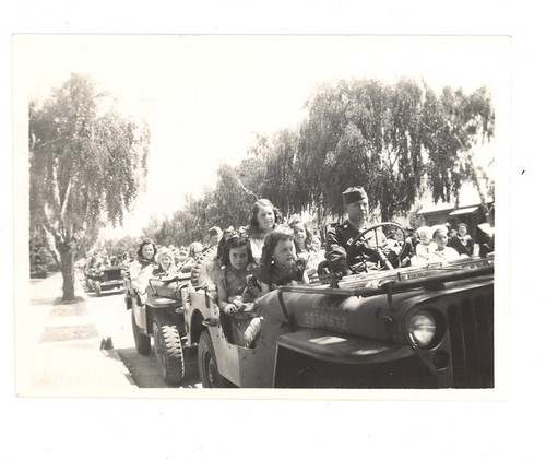 46. Children's Parade; Elkington Photo 46, © 1944 Anna Elkington