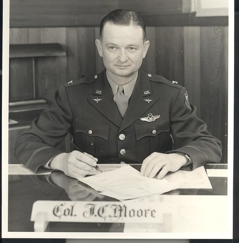 Salinas Army Air Base Col.Joseph C. Moore, LH 679©Army Air Force