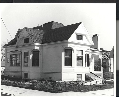 146 Central Avenue, Salinas, California, LHPH203 ©1979 Billy Emery