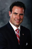 Burbank Mayor (2006-2007) Todd Campbell