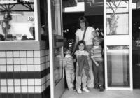 1980s - Burbank Mom and Kids