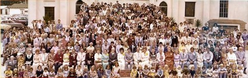 1976 - Burbank Foursquare Church Congregation