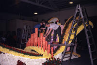 1970 - Construction of Burbank's Float Entry "Circus Days"