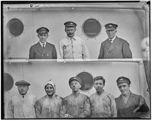 [Passport photograph of ship's crew (1 of 2).]