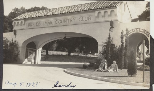 Sunday at the Rio Del Mar Country Club