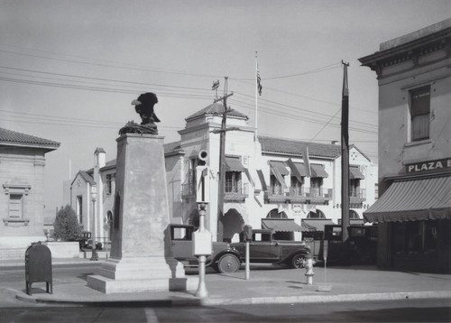 World War I Memorial on Pacific Avenue