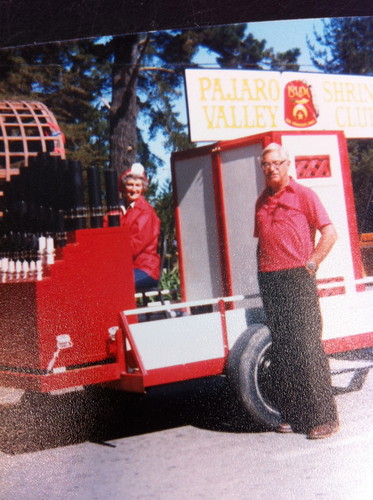 Toni Connel Playing the Calliope