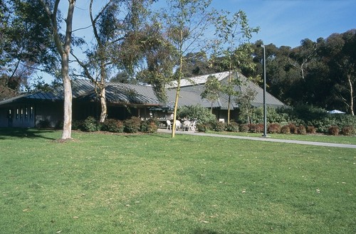 Ida and Cecil Green Faculty Club: exterior: general view from southwest