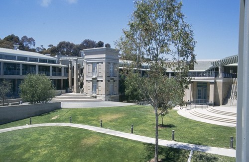 Molecular Biology Research Facility: exterior: courtyard