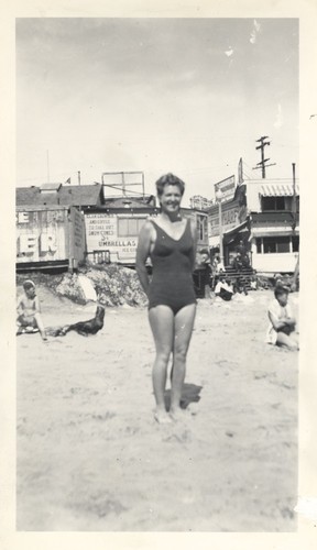 Nellie, wife of Don "Bosco" Patterson on Cowell Beach