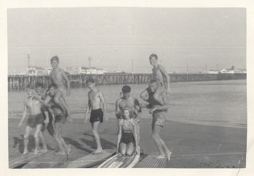 Bill Grace, Harry Murray, James Alumbaugh, Lloyd Thurwachter, Rich Thompson at Cowell Beach