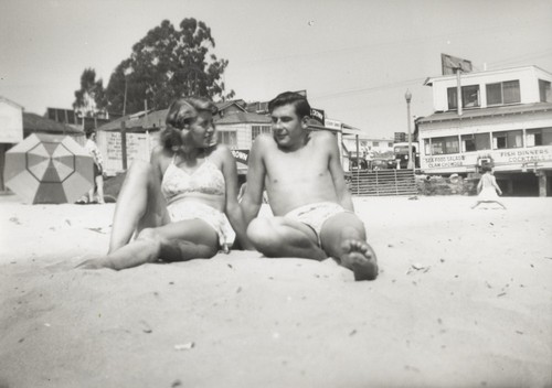 Edie Ann Gates, Bob Rittenhouse at Cowell Beach