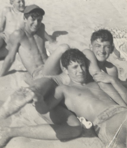 [Front to rear] Sonny MacGregor, Fred "Buzzy" Perez, Julio Ghidinelli, Wes Juhl at Cowell Beach