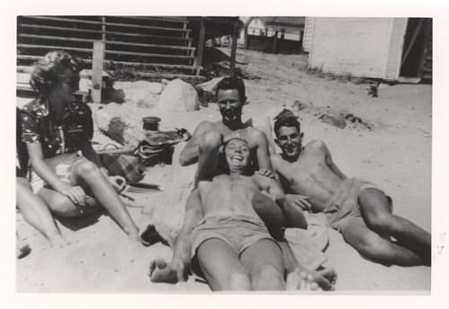 Barbara Merrell, Bill Grace, Harry Mayo, Rich Thompson at Cowell Beach