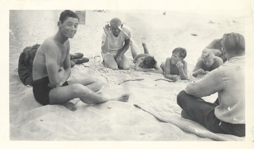 Jack Moore, Rich Thompson, Donny Hart, Billy Hart, unidentified, Dave Steward at Cowell Beach