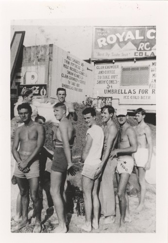 Fred Hunt, Gob Morse, Eugene "Jeep" Oshier, Art Beard at Cowell Beach