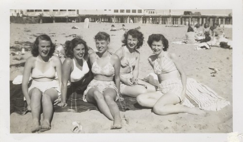 Pat Cavanagh, Marge [last name omitted], Edie Gates, unidentified woman, Shirley Everett at Cowell Beach