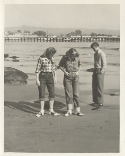 Phyllis Cole, Virginia Horner, and Joe Queener at Cowell Beach