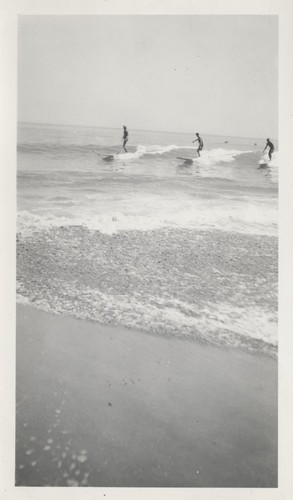 Thompson, Alumbaugh, Murray [?] at Cowell Beach