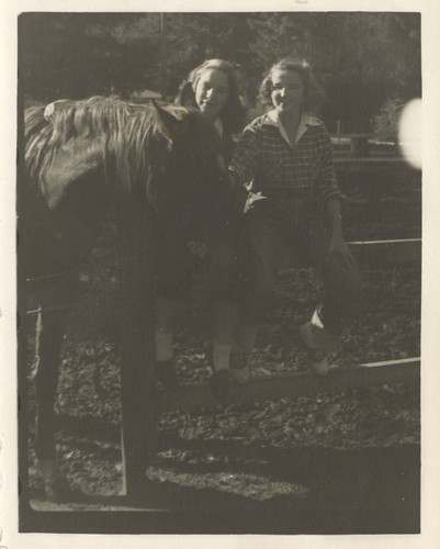 Helen Graham, Virginia Horner with horse at Graham Hill