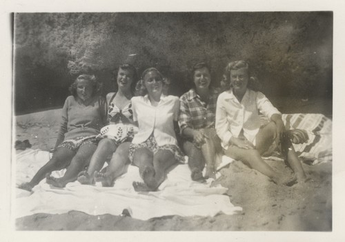 Virginia Horner, Phyllis "Philco" Cole, Pat Huntington, Sally Coen, Barbara Merrell at Cowell Beach