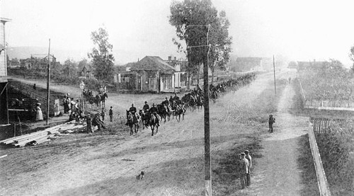 Distant view of Gatling Battery of the Union Guard