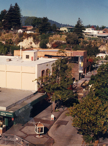 Pacific Avenue looking north