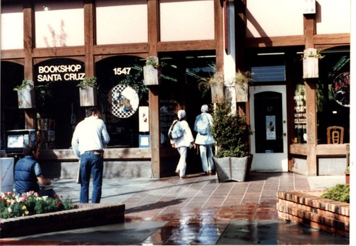 Bookshop Santa Cruz Entrance