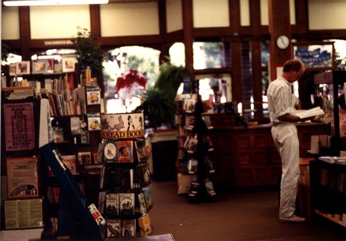 Bookshop Santa Cruz Interior