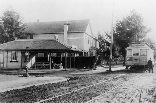 Union Traction Company's streetcar No. 14