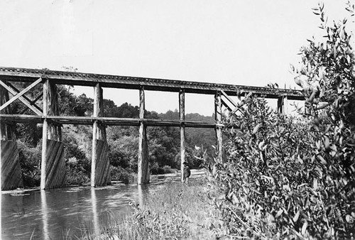 The Capitola railroad bridge across Soquel Creek — Calisphere