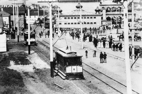 Santa Cruz Electric Railway streetcars No. 5 and No. 7