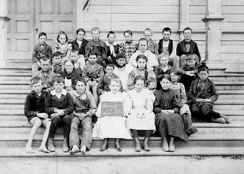 Fifth grade class at Branciforte School, 1897