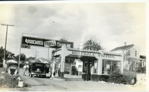 Rosedale Station, Associated Oil Company Service Station