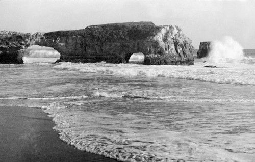 Rock arches at Swanton's Beach