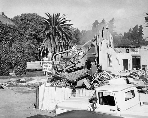 Demolition of the Bliss building