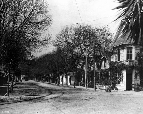 Capitola Avenue with a Santa Cruz, Capitola and Watsonville Railway Company streetcar