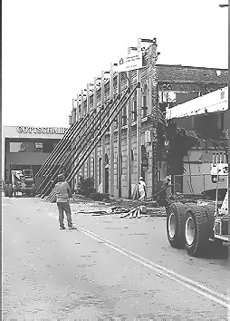 Saving the facade of the County Bank Building