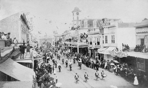 California Admission Day parade down Pacific Avenue