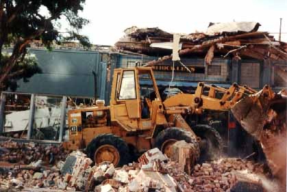 Removing rubble from the earthquake