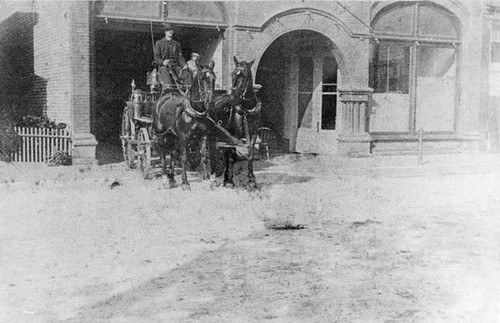 Hose wagon in front of the Santa Cruz City fire station